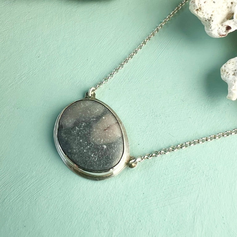 Beach Pebble Halssmykke