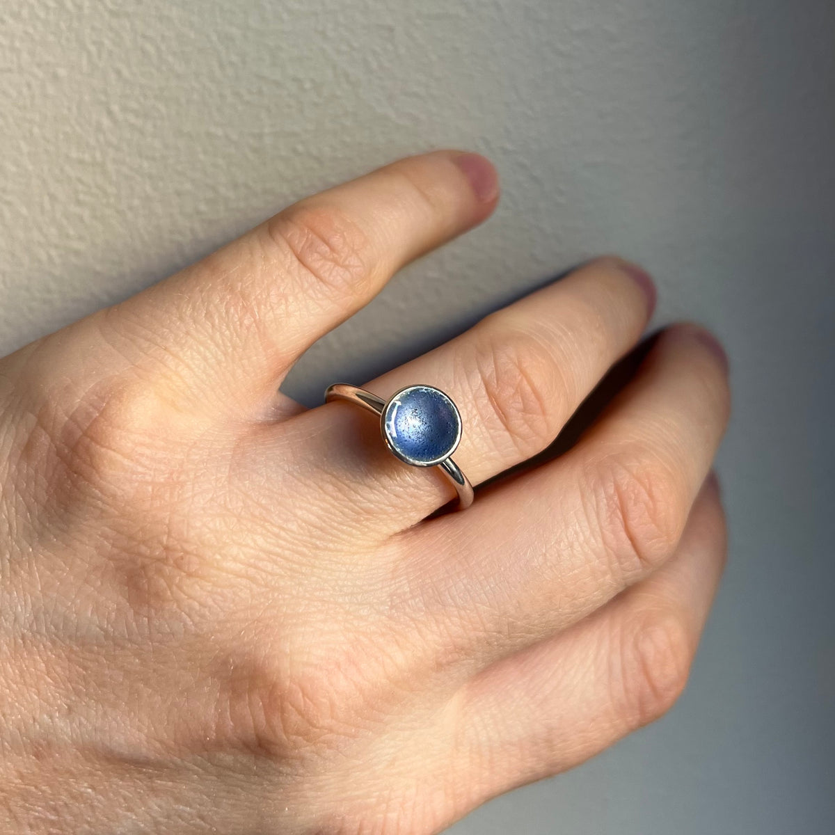Planet Ring Medium sølv emalje