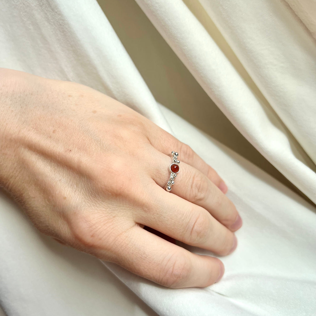 Berry Unika sølv ring med karneol